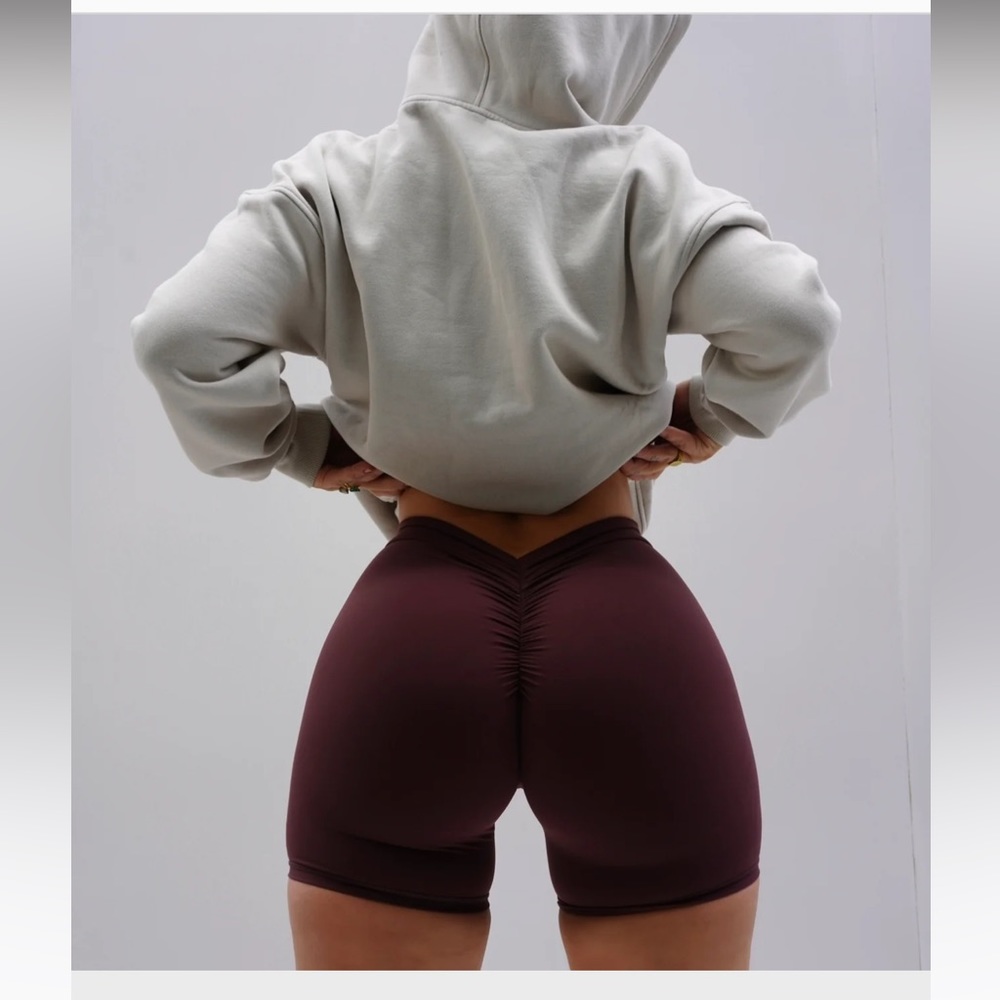 Naturyl by Niykee The V Cut Shorts